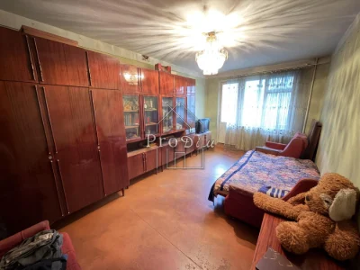 Продаж 2к квартири 44,1 м², 2/5, Біла Церква. Без коми