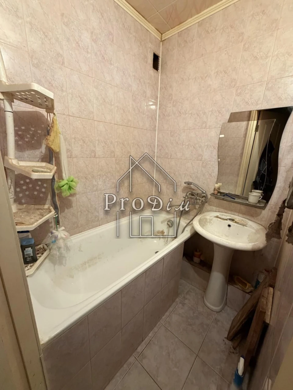 Продаж 2к квартири 44,1 м², 2/5, Біла Церква. Без коми