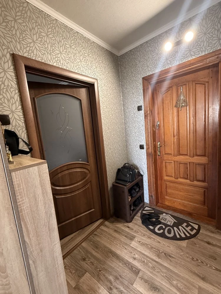 Продається 1 кім квартира, Днс