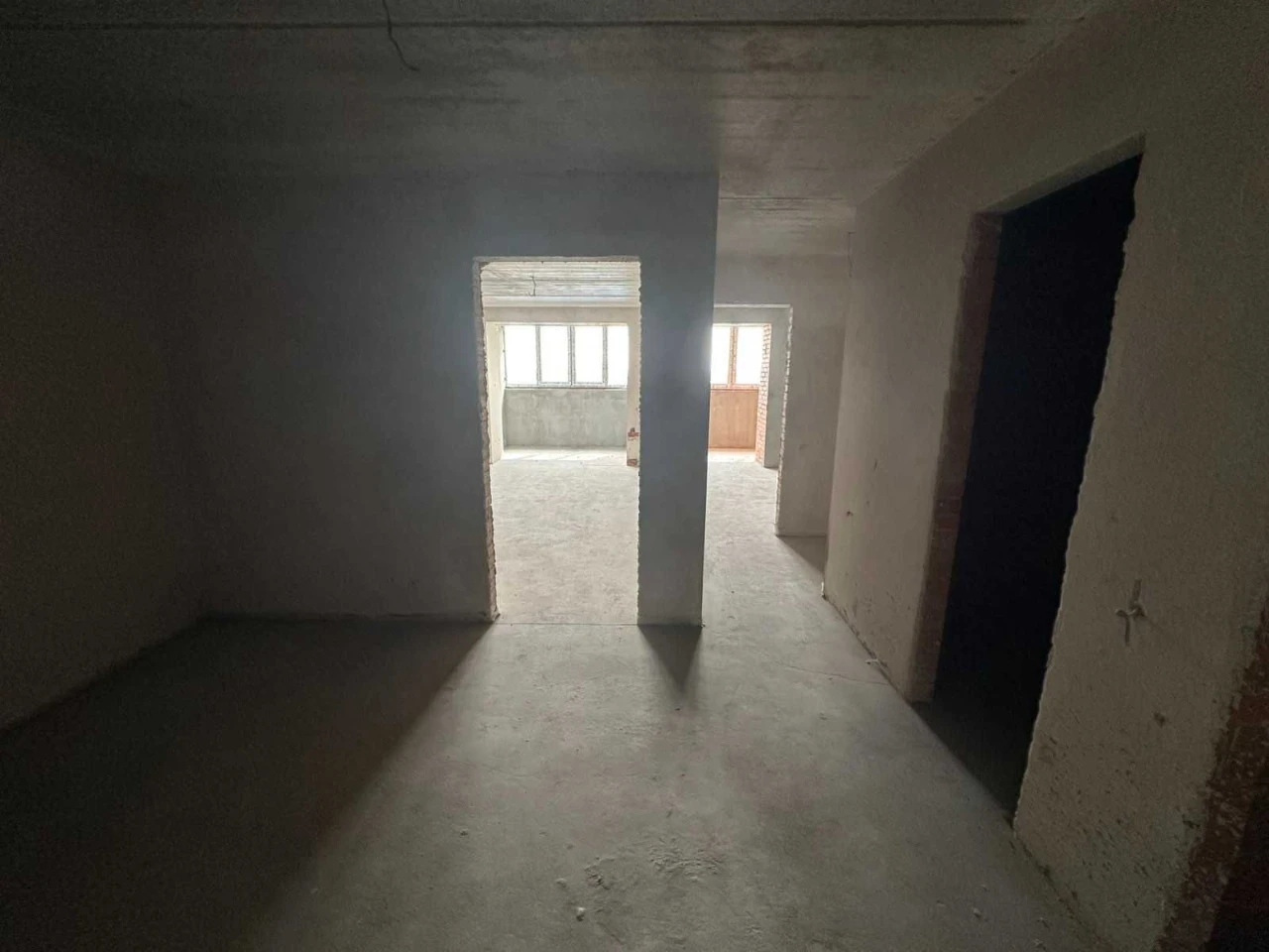 Світла та простора 2-кімнатна 73,5 м²|м. Біла Церква, просп.