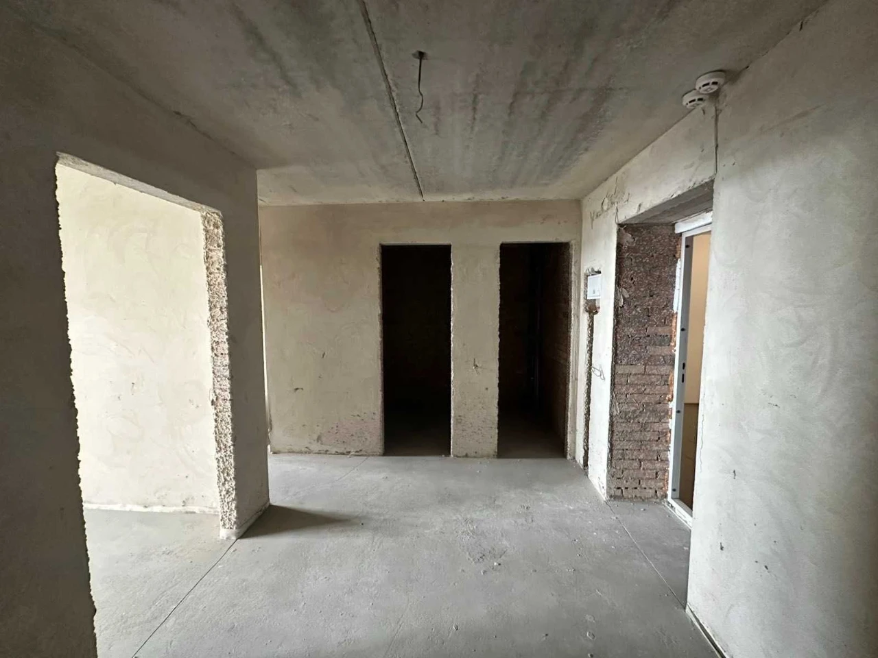 Світла та простора 2-кімнатна 73,5 м²|м. Біла Церква, просп.