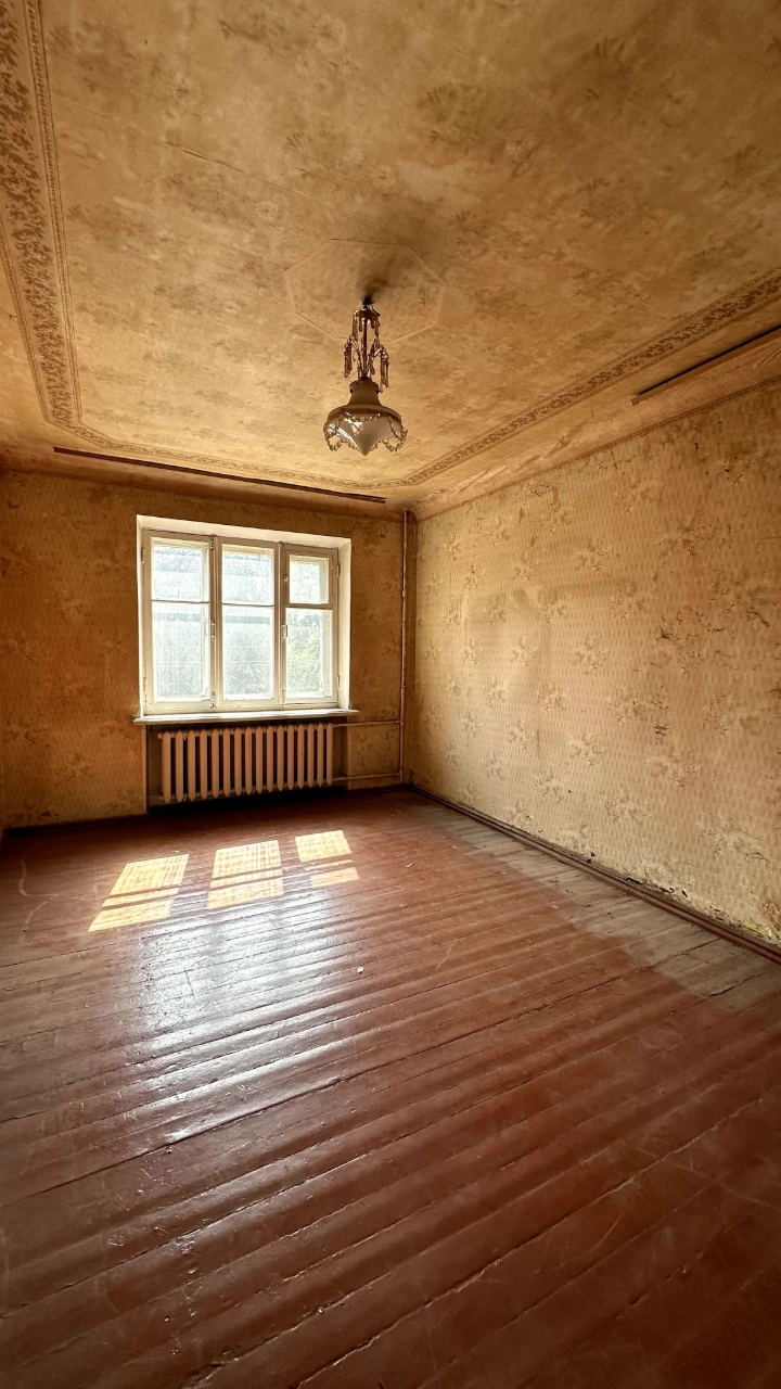 Продаж 3-кімнатної квартири, район ДНС