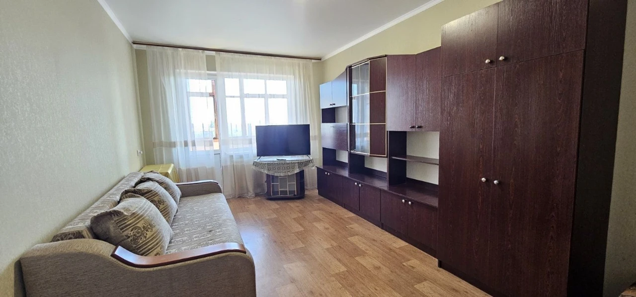Продам 1-кімнатну квартиру на Зеленій вулиці