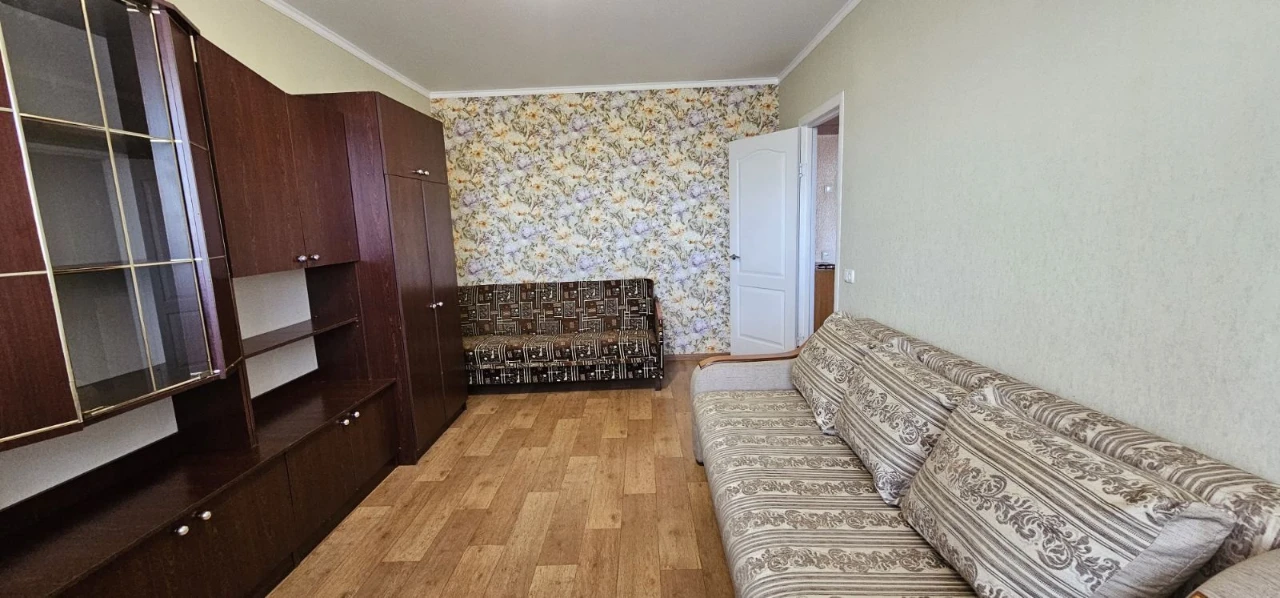 Продам 1-кімнатну квартиру на Зеленій вулиці
