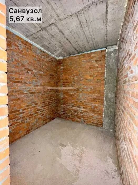 Sale of a 3-bedroom apartment