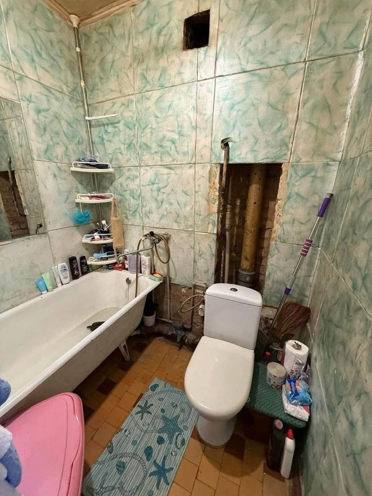 Selling 2-room apartment in the city center