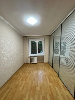 Продажа 2-кімнатна квартира з ремонтом р-н ДНС.
