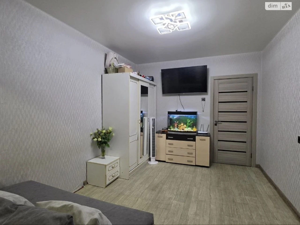 Продаж Квартири 3