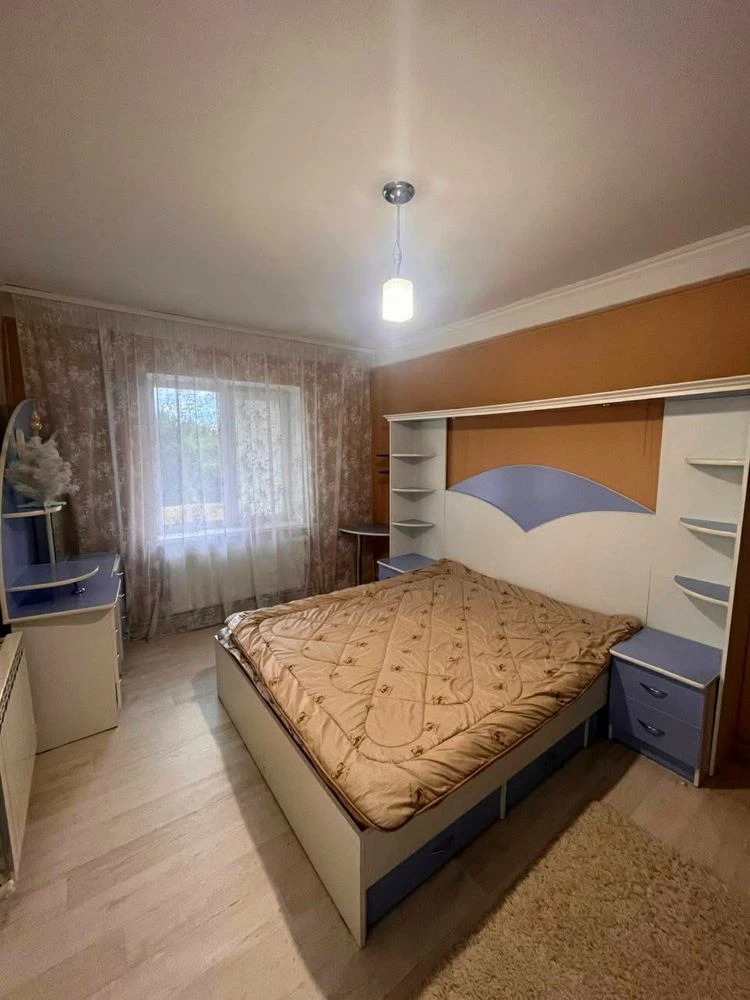 Продам 3-х. Кім натну на Незалежності