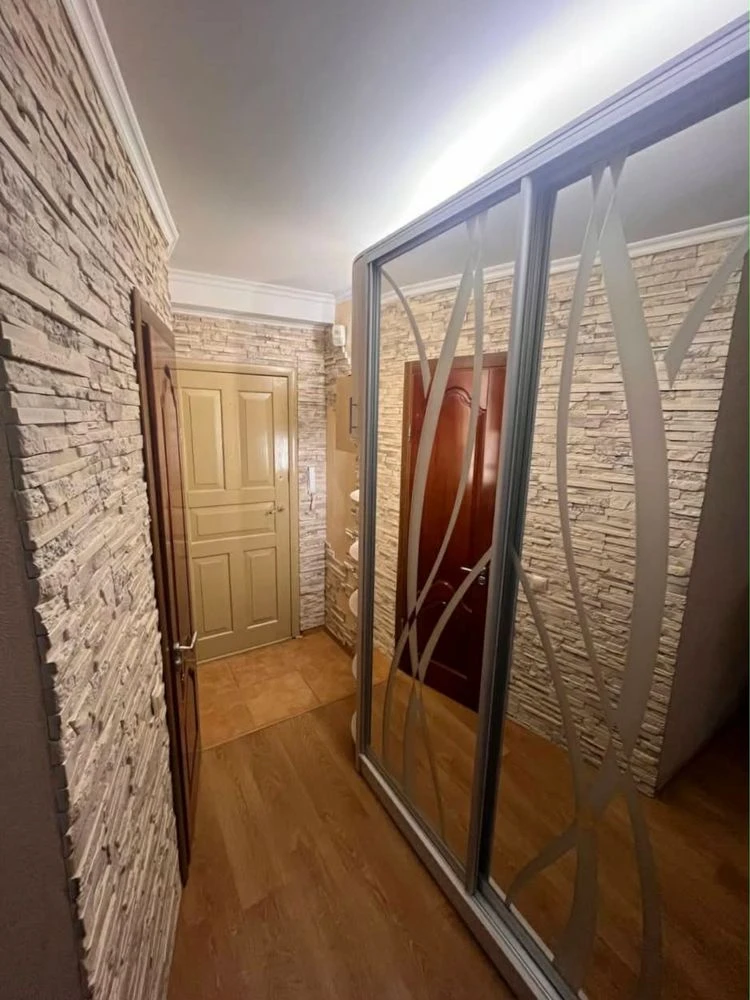 Продам 3-х. Кім натну на Незалежності