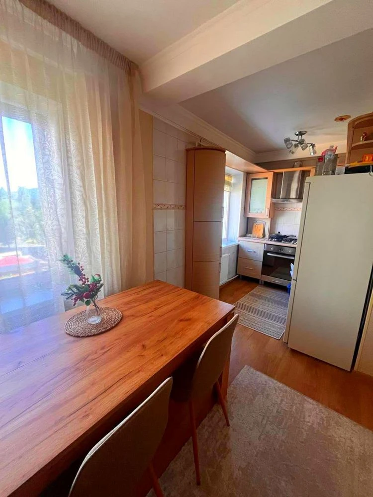 Продам 3-х. Кім натну на Незалежності