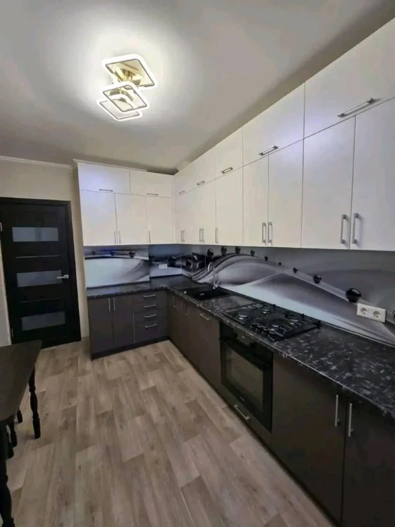 Продаж 3-к.квартира в ремонті Біла Церква