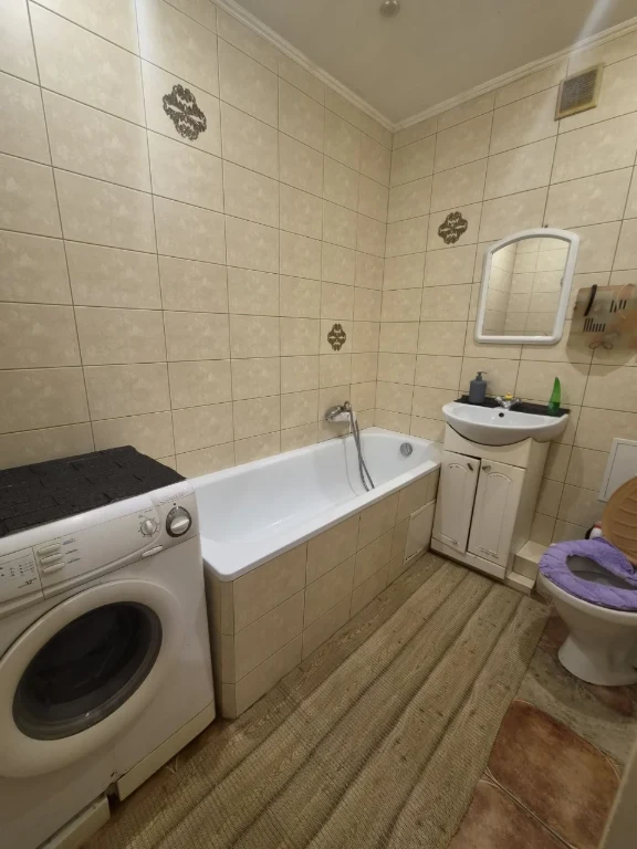 Продам  2 кімнатну в місті Біла Церква
