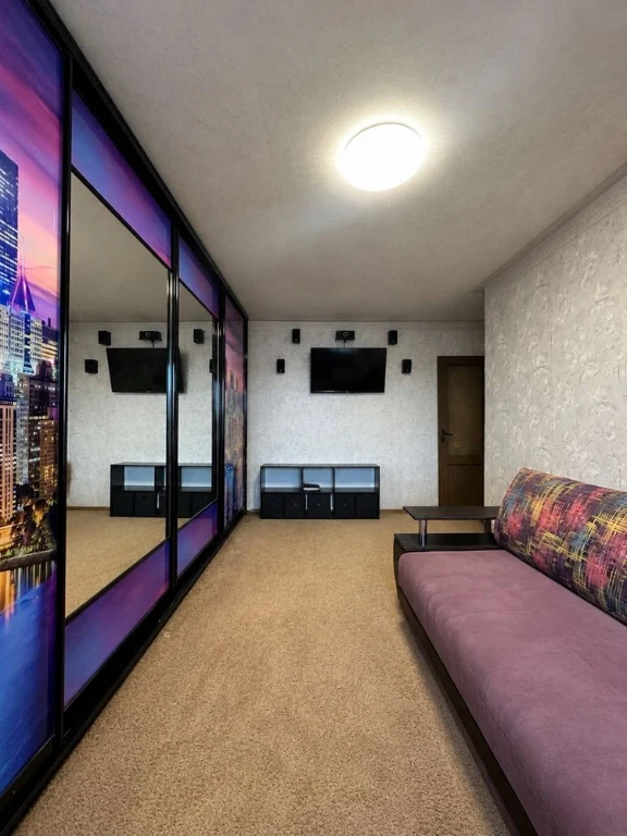 For Sale: 3-room apartment on Poleva Street