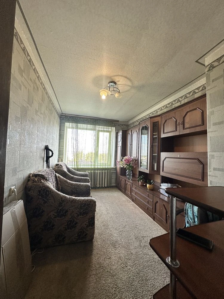 For Sale: 3-room apartment on Poleva Street