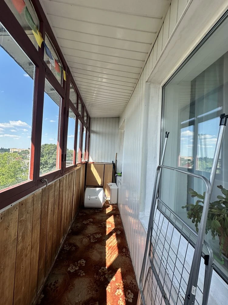 For Sale: 3-room apartment on Poleva Street