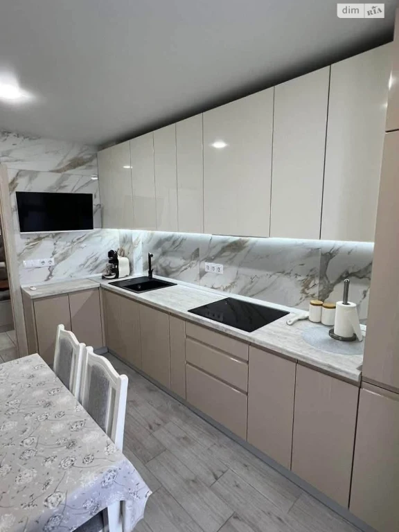 Продається Квартира Леваневського