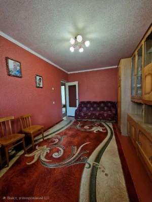 Продаж 3-кімн. квартири 68.1 м² з панорамним видом на озеро