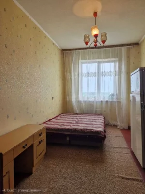 Продаж 3-кімн. квартири 68.1 м² з панорамним видом на озеро