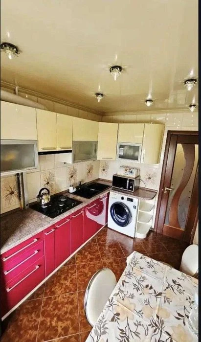 Продам 3 комн. квартиру проспект Героев Победа Ваучер Сертиф
