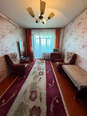Продаж 1 кім квартири,масив Незалежності