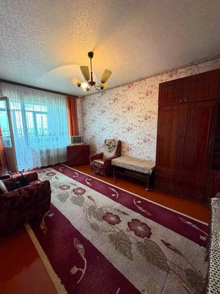 Продаж 1 кім квартири,масив Незалежності