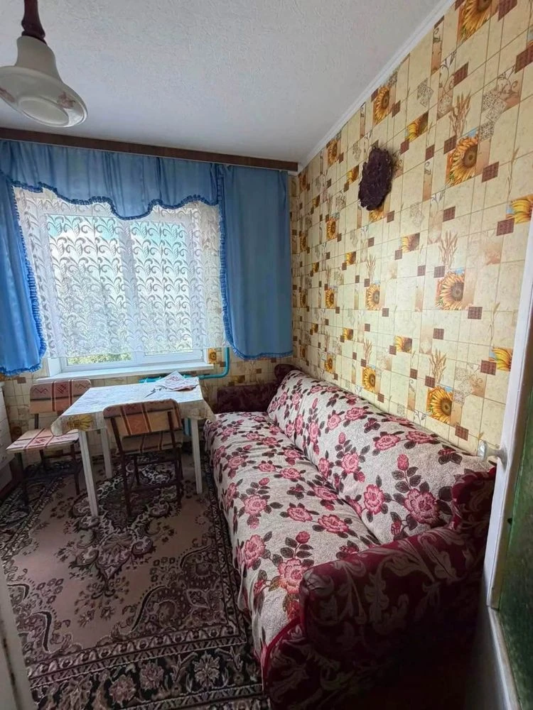 Продаж 1 кім квартири,масив Незалежності