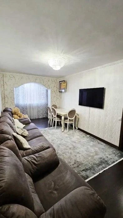 Продам 3 комн. квартиру проспект Героев Победа Ваучер Сертиф