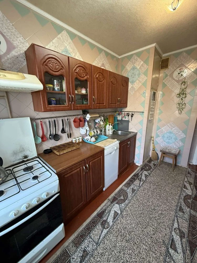 Продам  3 кімнатну квартиру вул.Княгині Ольги