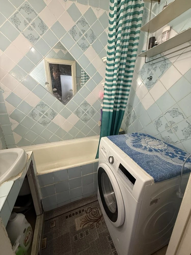 Продам  3 кімнатну квартиру вул.Княгині Ольги