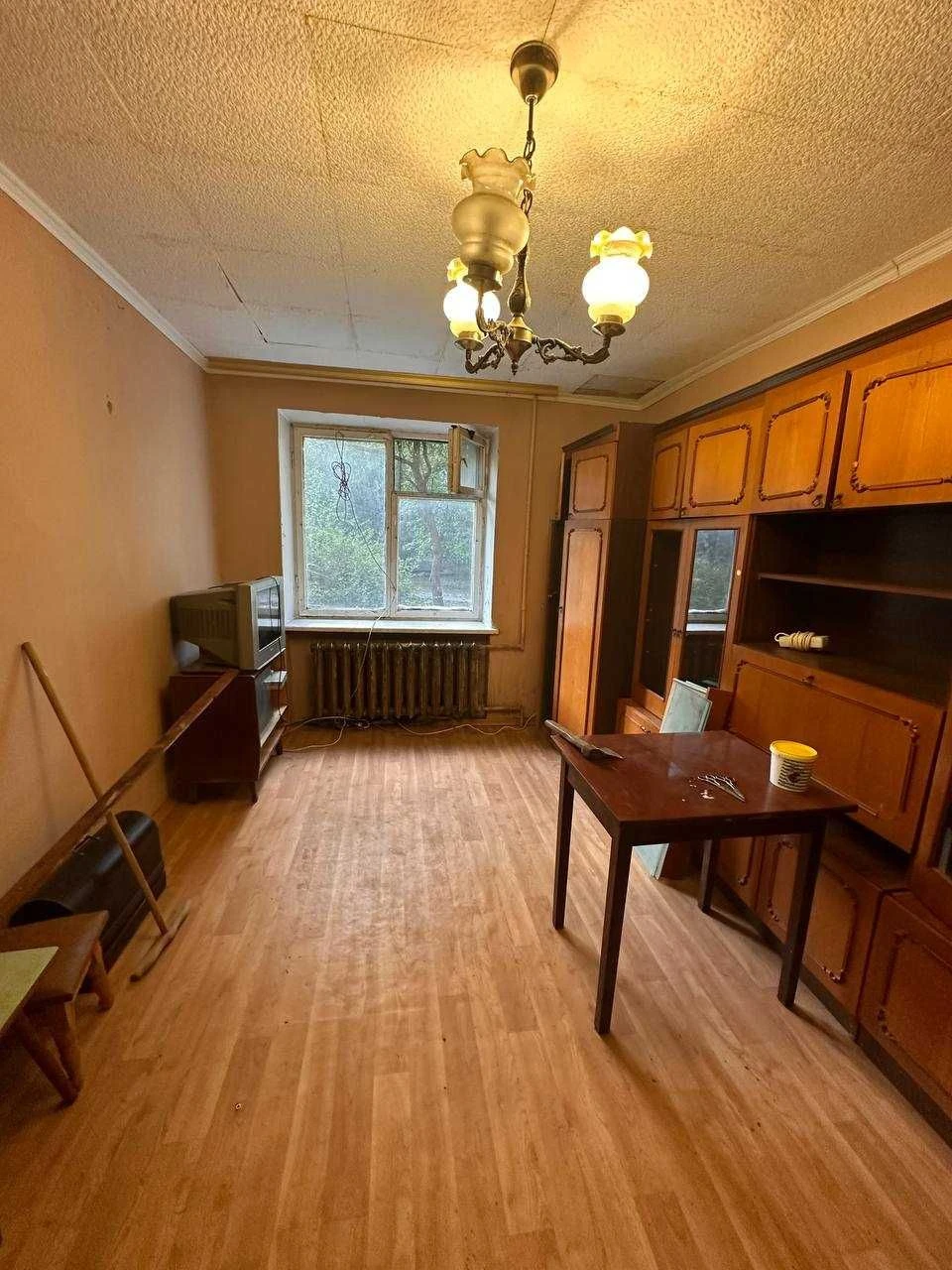 Продається 2-кімнатна квартира в Гайок