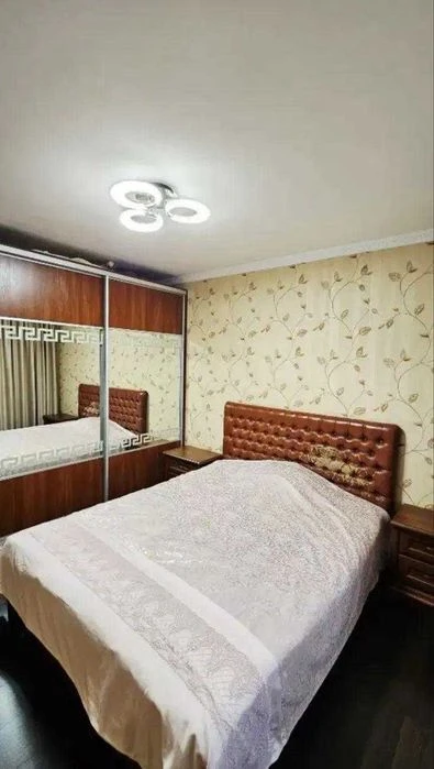 Продам 3 комн. квартиру проспект Героев Победа Ваучер Сертиф