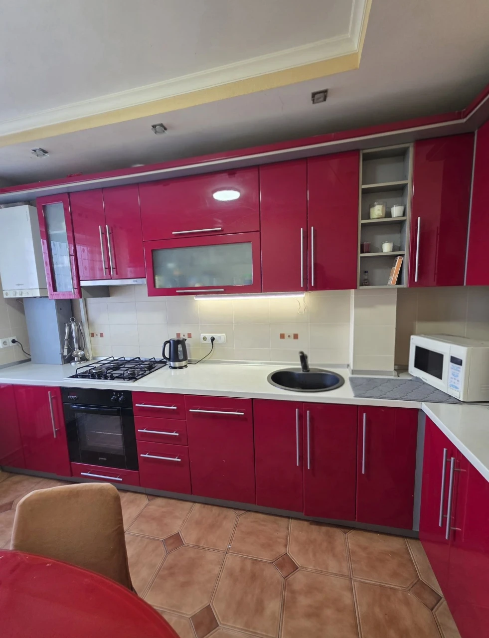 Продажа 3-комнатной квартиры с автономным отоплением