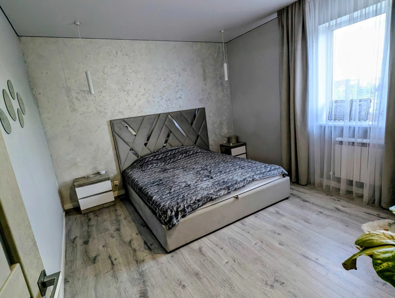 Продається Дворівнева квартира на Таращанському масиві
