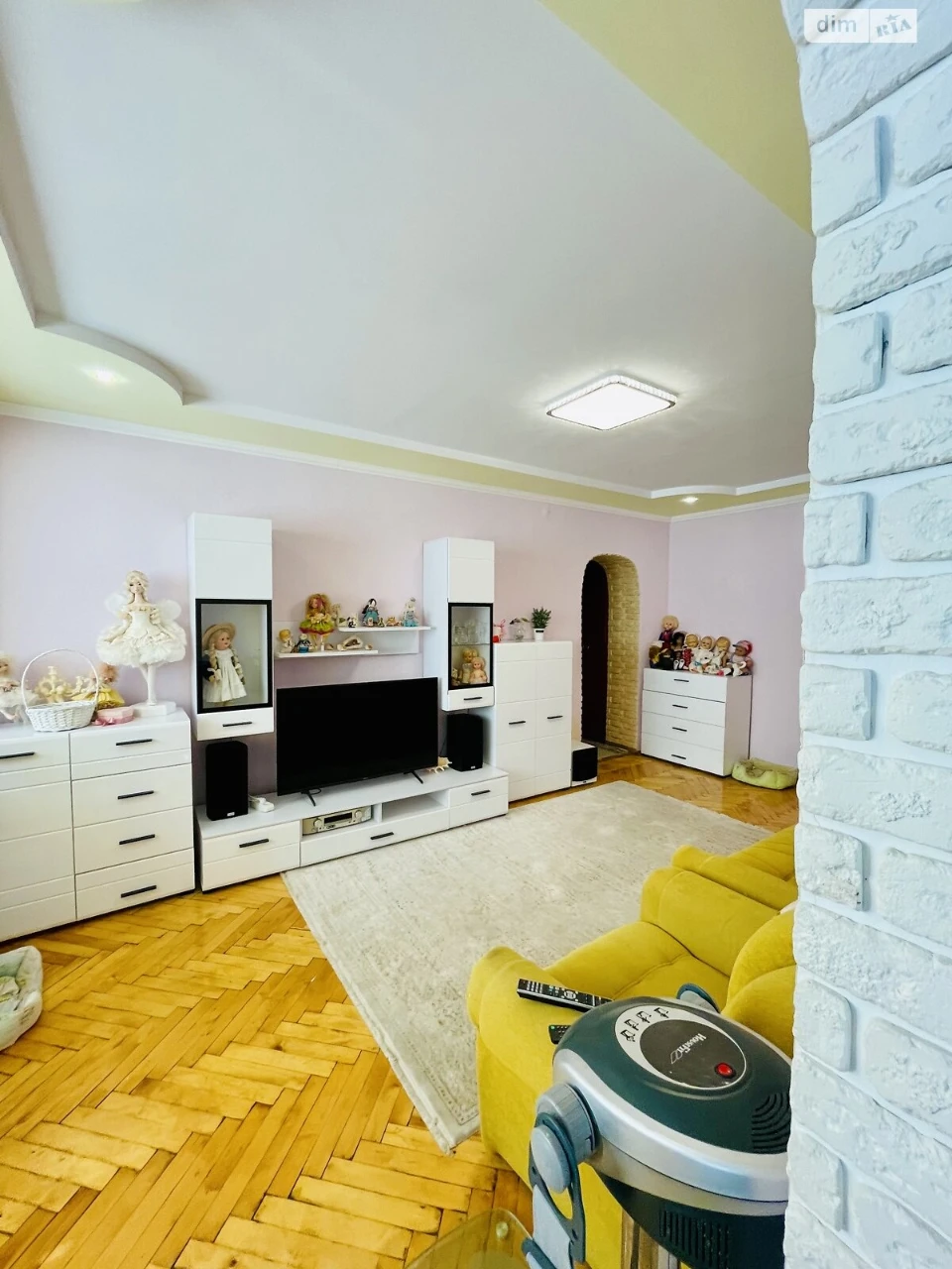 Apartment for Sale - Alexandriysky Bulvar