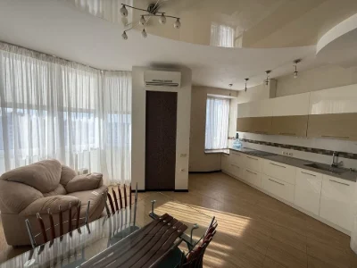 ‼️ПРОДАМ 3 кім квартиру в  ЦЕНТРІ міста ‼️