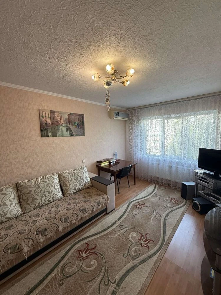 Продаж 3-кімнатна квартира на Незалежності м.Біла Церква