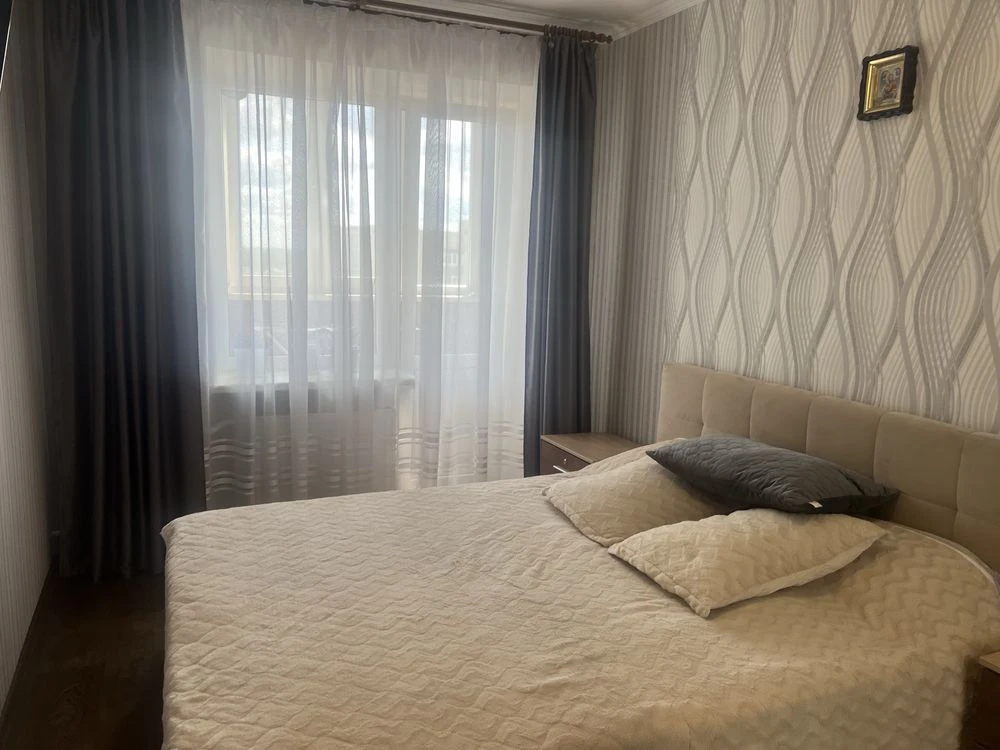 Продаж 3 кімнатноі квартири
