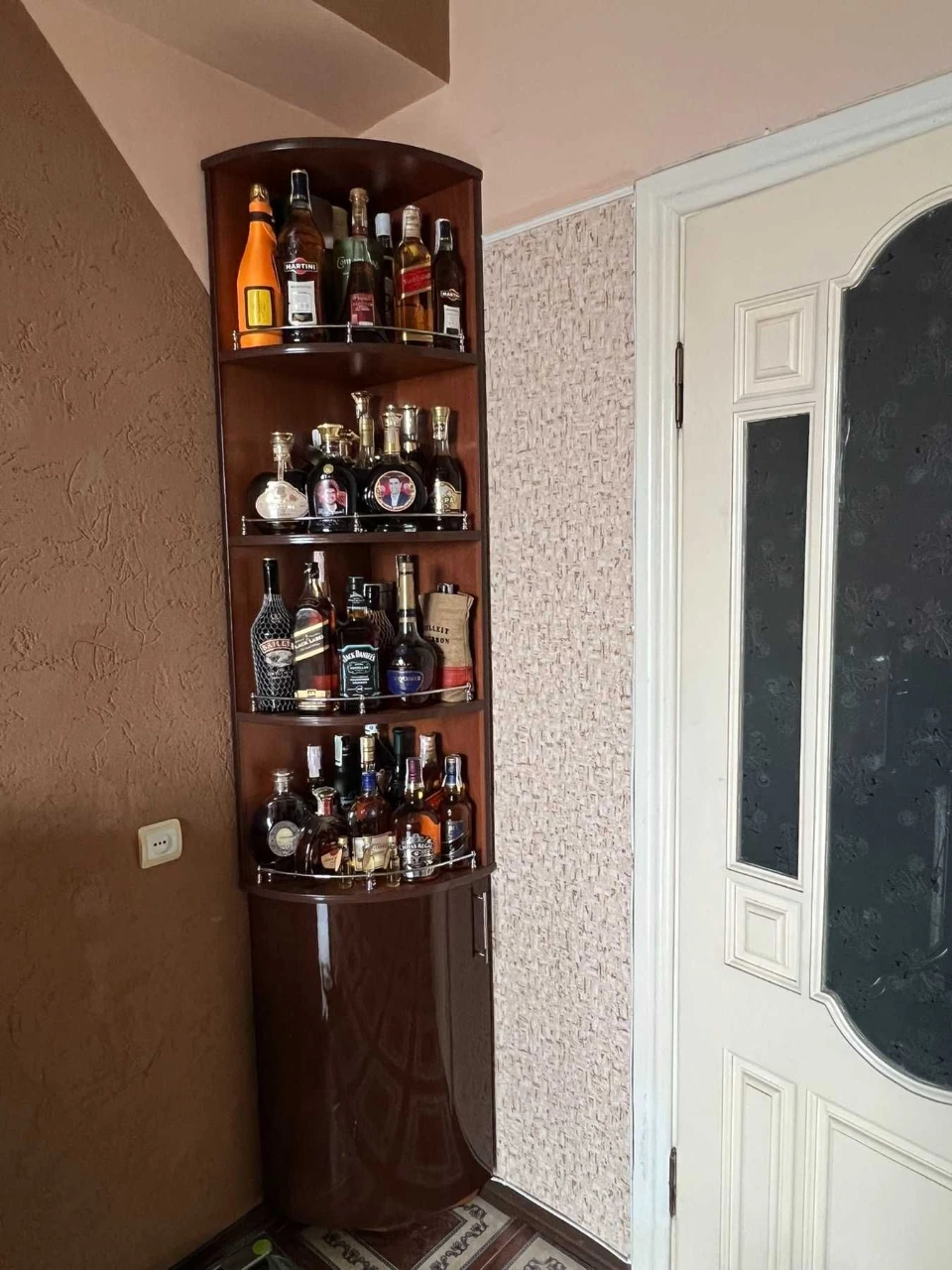 Продаж 4 кімнатної квартири