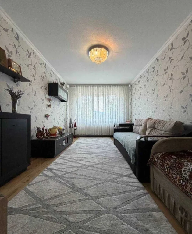 Продам 3-кімнатну квартиру ( ВІД ВЛАСНИКА - БЕЗ КОМІСІЇ) рай