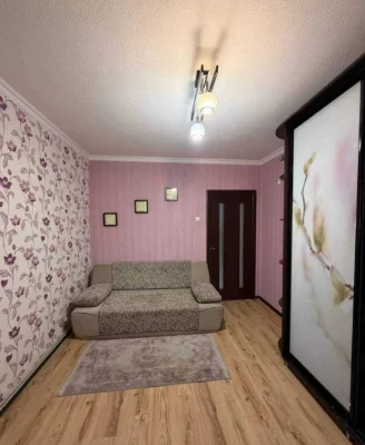 Продам 3-кімнатну квартиру ( ВІД ВЛАСНИКА - БЕЗ КОМІСІЇ) рай