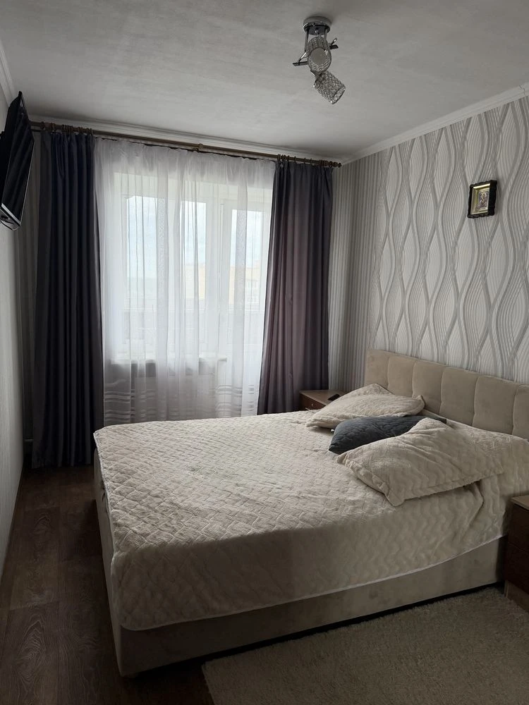 Продам 3-х кімн кв на ДНСі