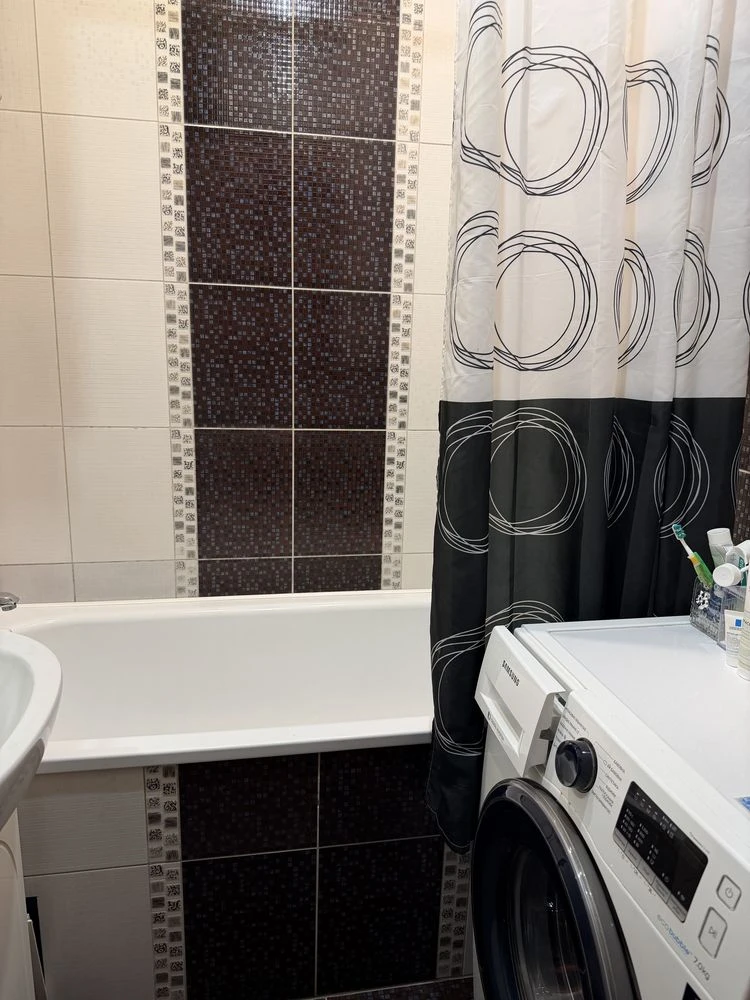 Продам 3-х кімн кв на ДНСі