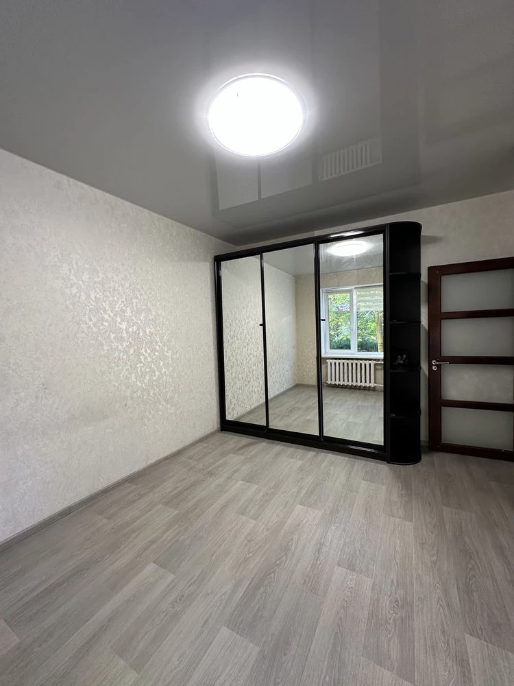 2-кімнатна сталінка | 55,3 м² | Цегляний будинок | Біля парк