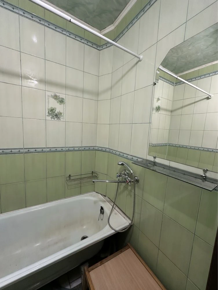 2-кімнатна сталінка | 55,3 м² | Цегляний будинок | Біля парк