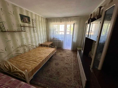 Продаж 2 к квартири поруч з парком Олександрія!