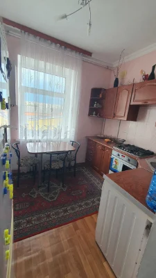 Продается 3-комнатная квартира в самом центре с АО