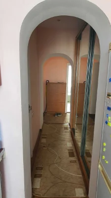 Продается 3-комнатная квартира в самом центре с АО