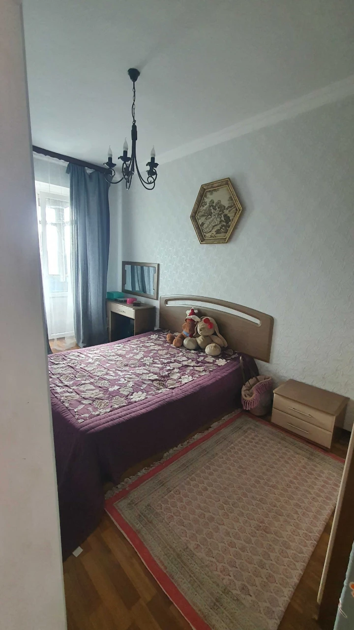 Продается 3-комнатная квартира в самом центре с АО