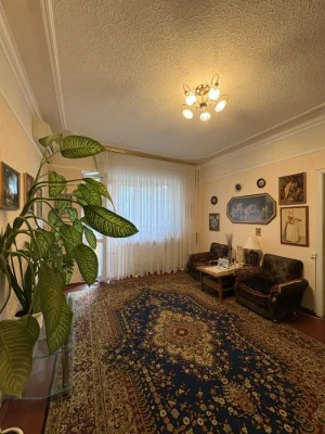 4-room "Stalinka" in DNR